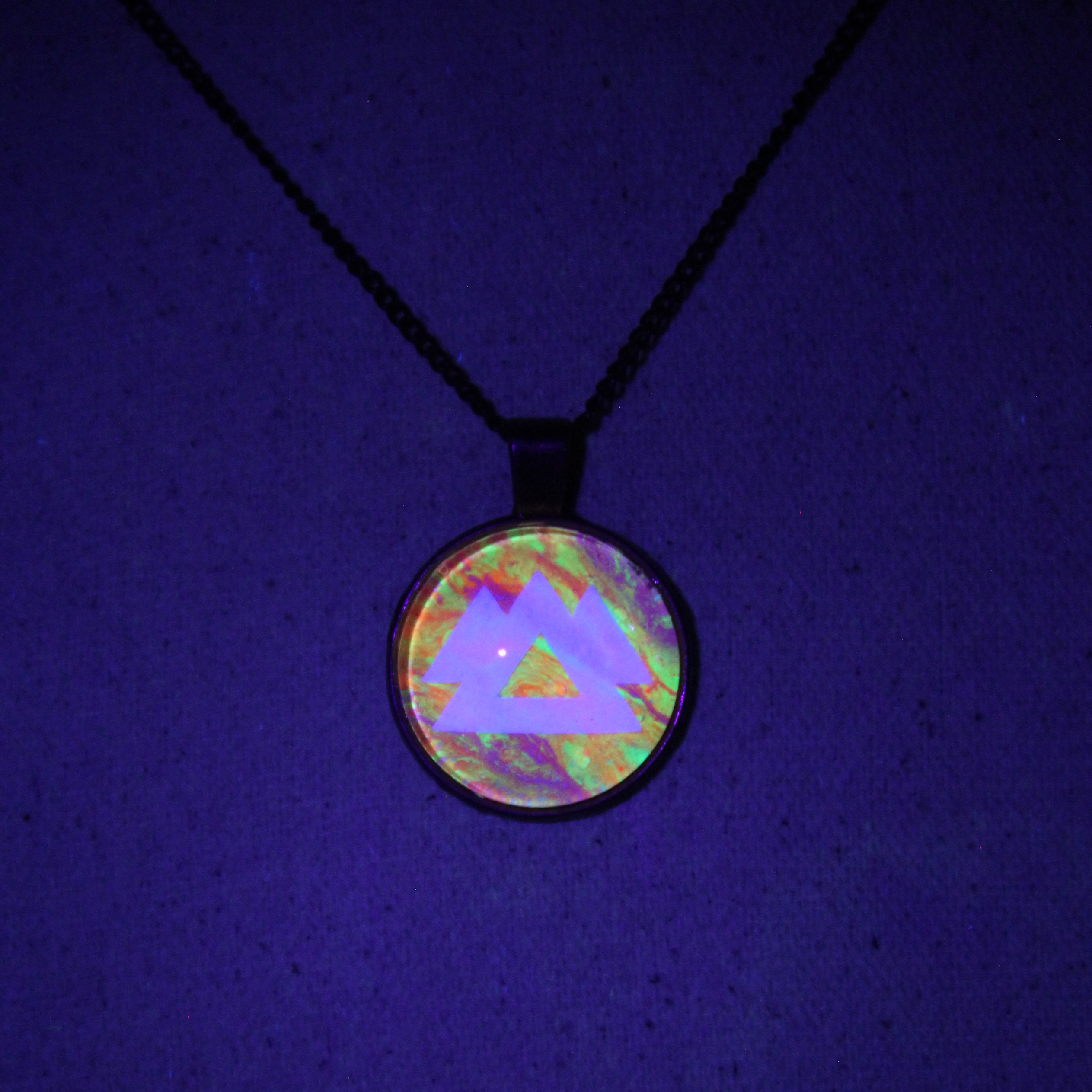 WAKAAN Abstract Pour Painting Resin Pendants