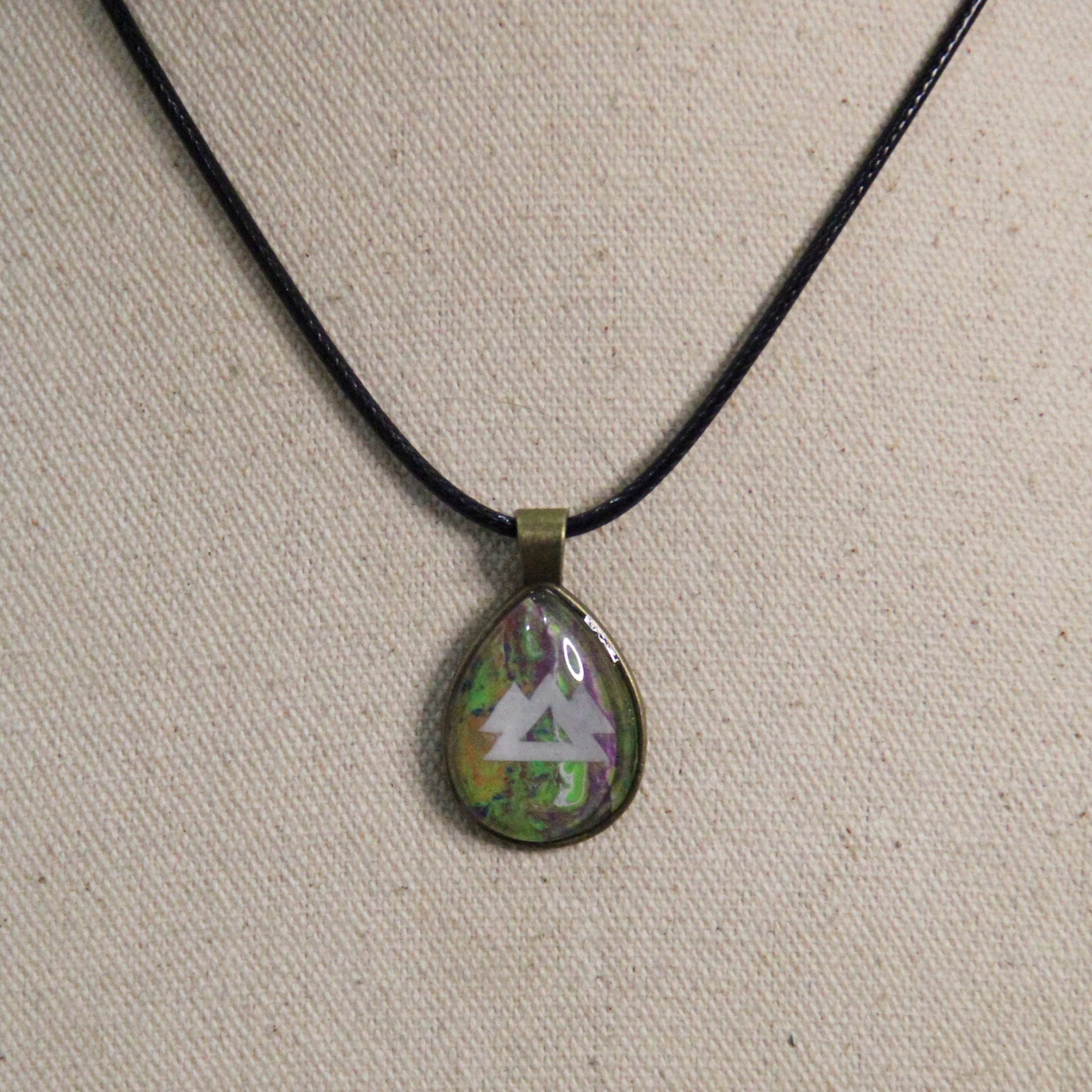 WAKAAN Abstract Pour Painting Resin Pendants